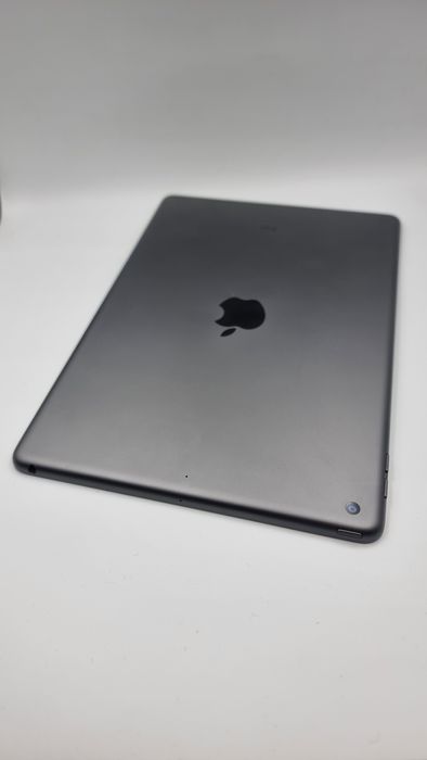 Amanet F28: Tableta Ipad GEN 8