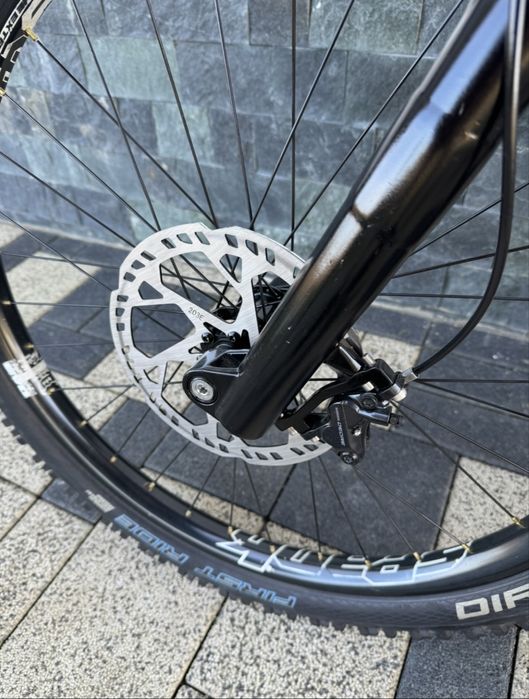 Specialized demo 8