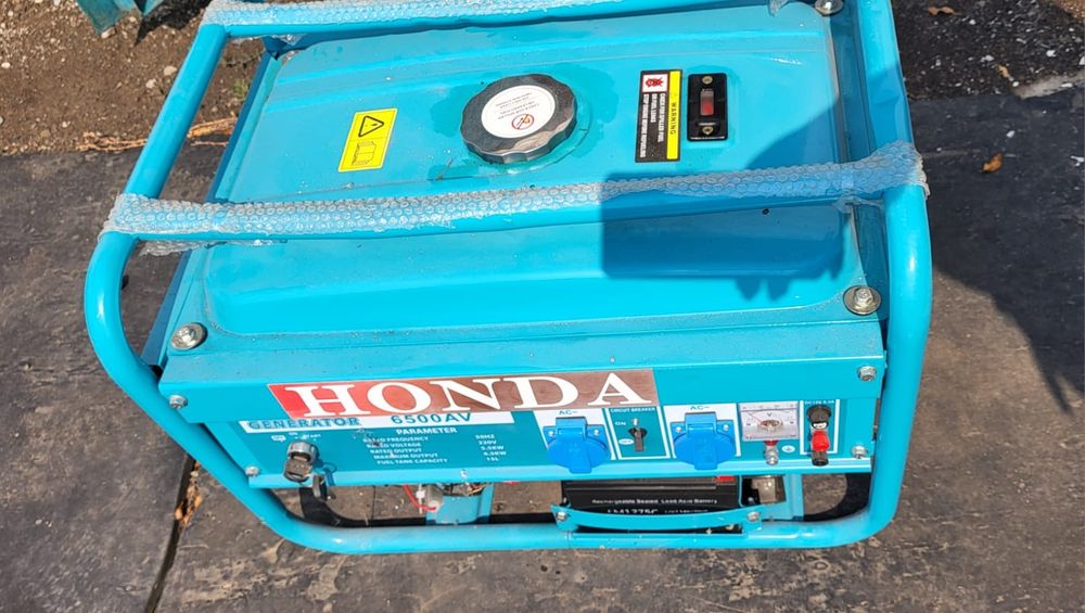 Бензогенератор HONDA