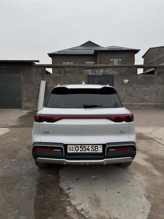 BYD YUAN UP full позиция