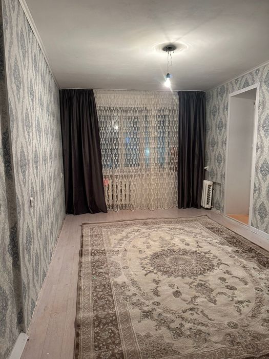 Продам 2 ком, район Дом Быта