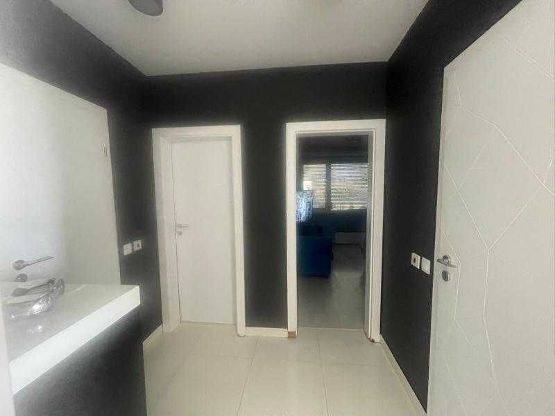 Дава се под наем Тристаен апартамент в София, Борово - 100 кв.м за 450 € - Снимка #7