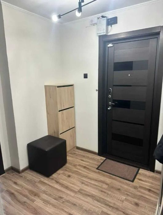 Продам 2-х комнатную квартиру в центре города