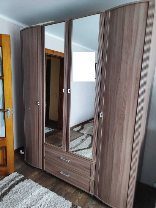 Спальный гарнитур