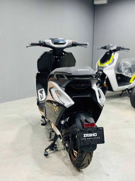 Scuter electric CF Moto ZEEHO AE8S+ garantie