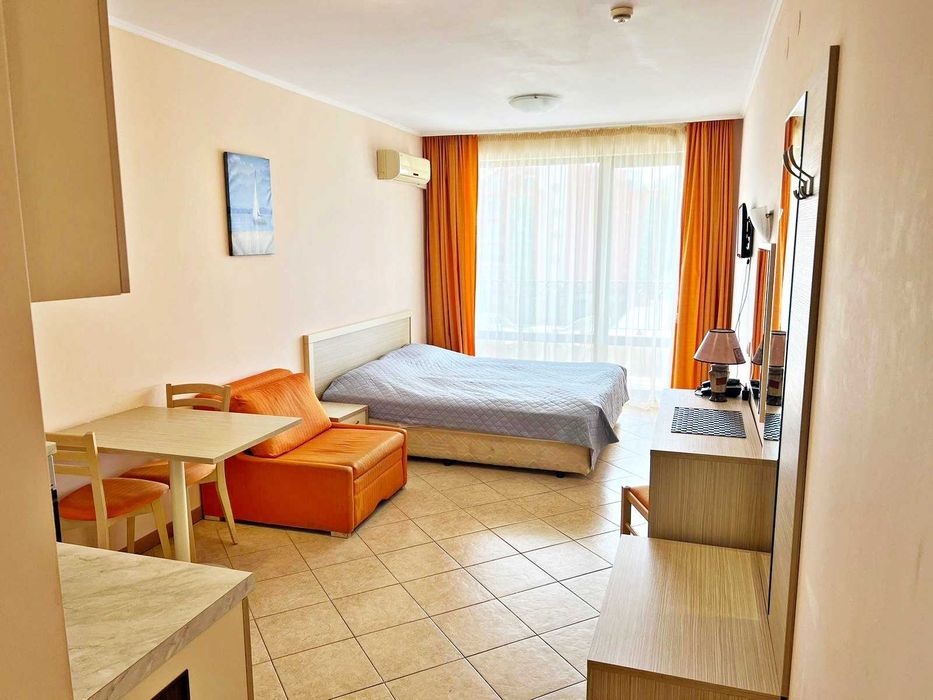 Продава се Едностаен апартамент в к.к. Слънчев бряг - 48 кв.м за 1000 €/кв.м - Снимка #1