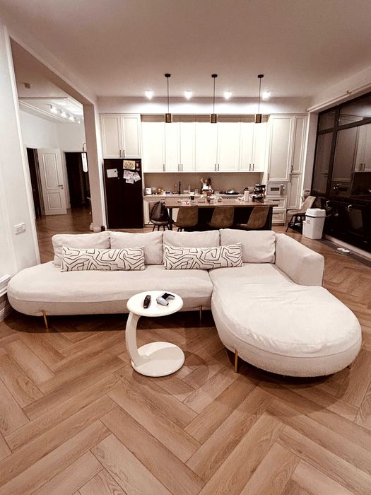 Диван дизайнерский 3,2 м * 2*10