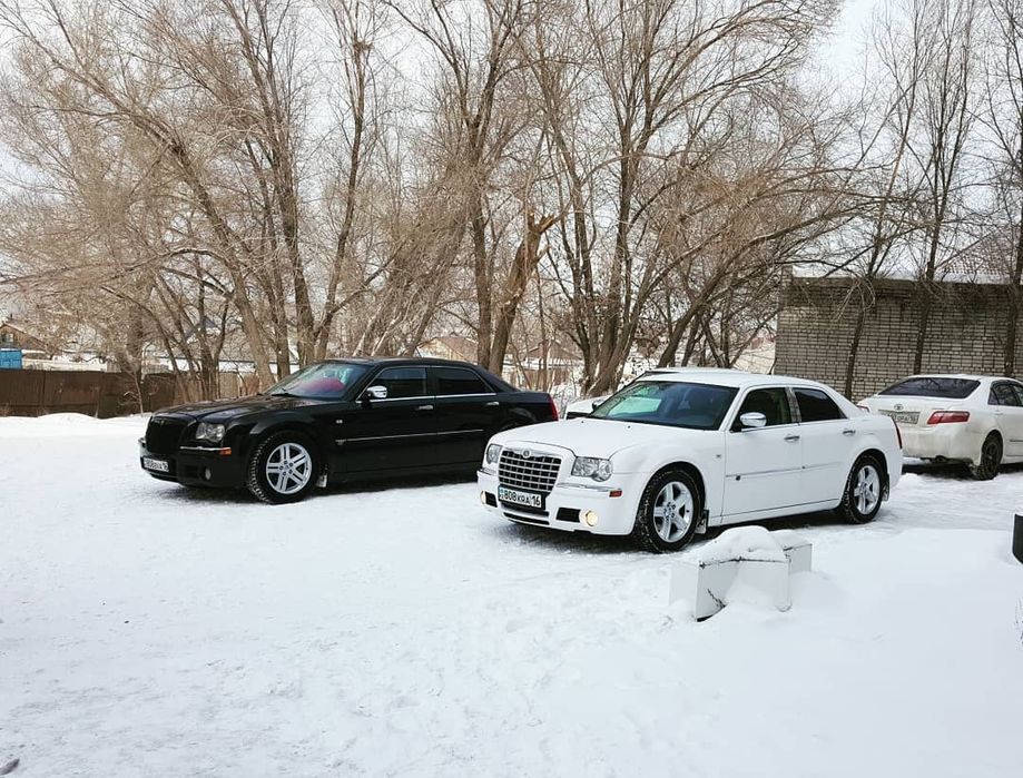 Продам chrysler 300C