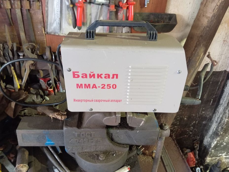 Продам сварочный.