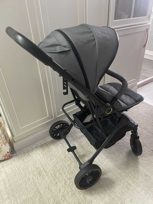 продам детскую коляску