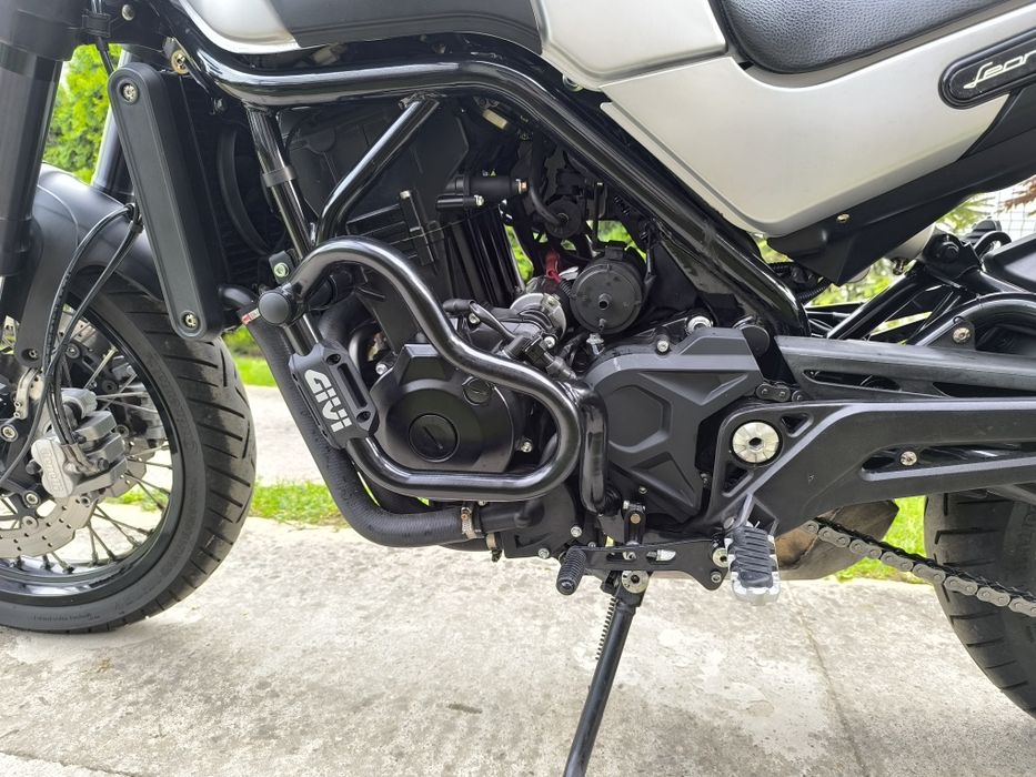 Benelli Leoncino Trail 500