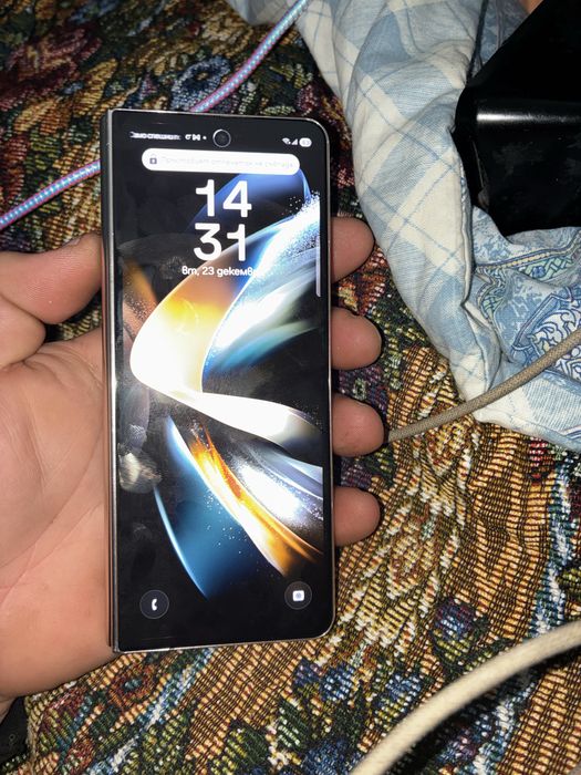 Samsung galaxy Z fold 5