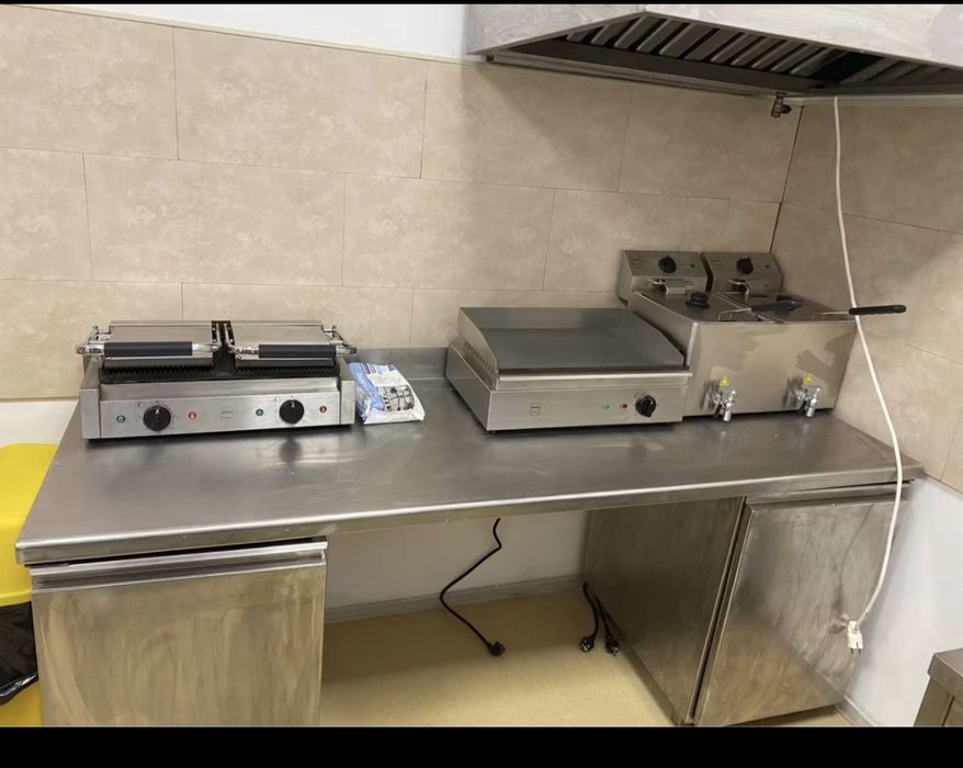 Vand masa de inox !
