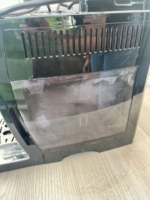 Aparat cafea Delonghi cappuccina