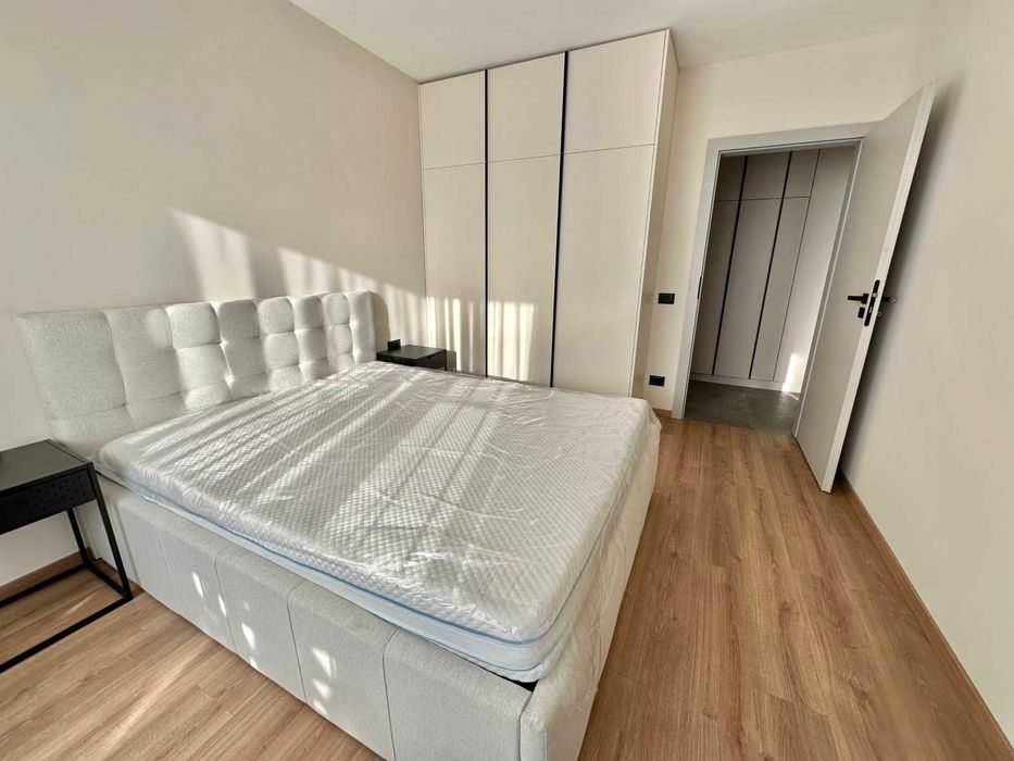 Дава се под наем Двустаен апартамент в София, Кръстова вада - 72 кв.м за 825 € - Снимка #1