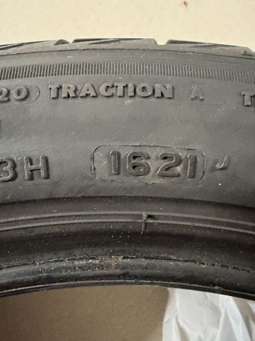 Продавам 4 бр летни гуми Bridgestone Turanza 225/45/17