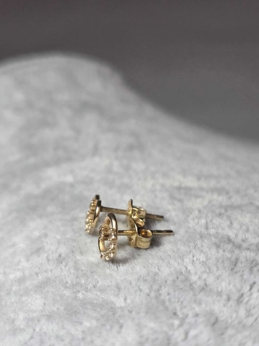 Cercei Aur Galben 14K Inimă cu Pietricele Strălucitoare | Eleganță Delicată