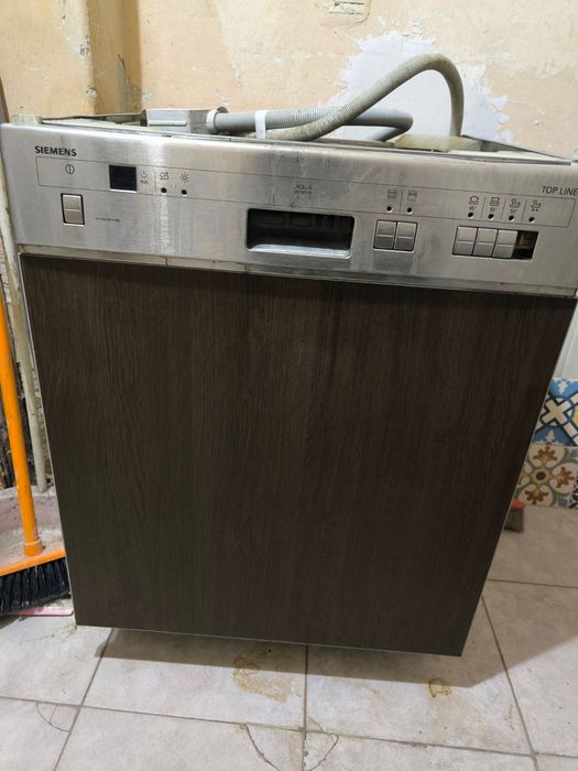 Съдомиялна машина цяла за части