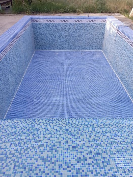 Реставрация,мойка,чистка бассейнов,уход за бассейном, удаление грибка