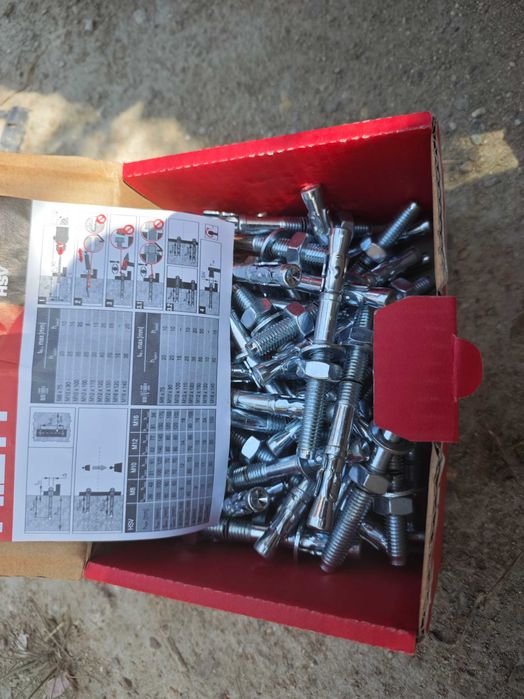 Анкерный болт hilti
