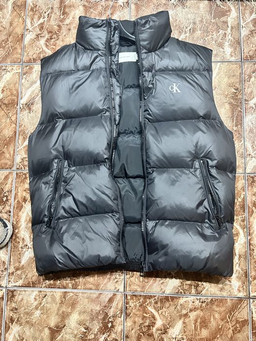 Vand vesta Calvin Klein