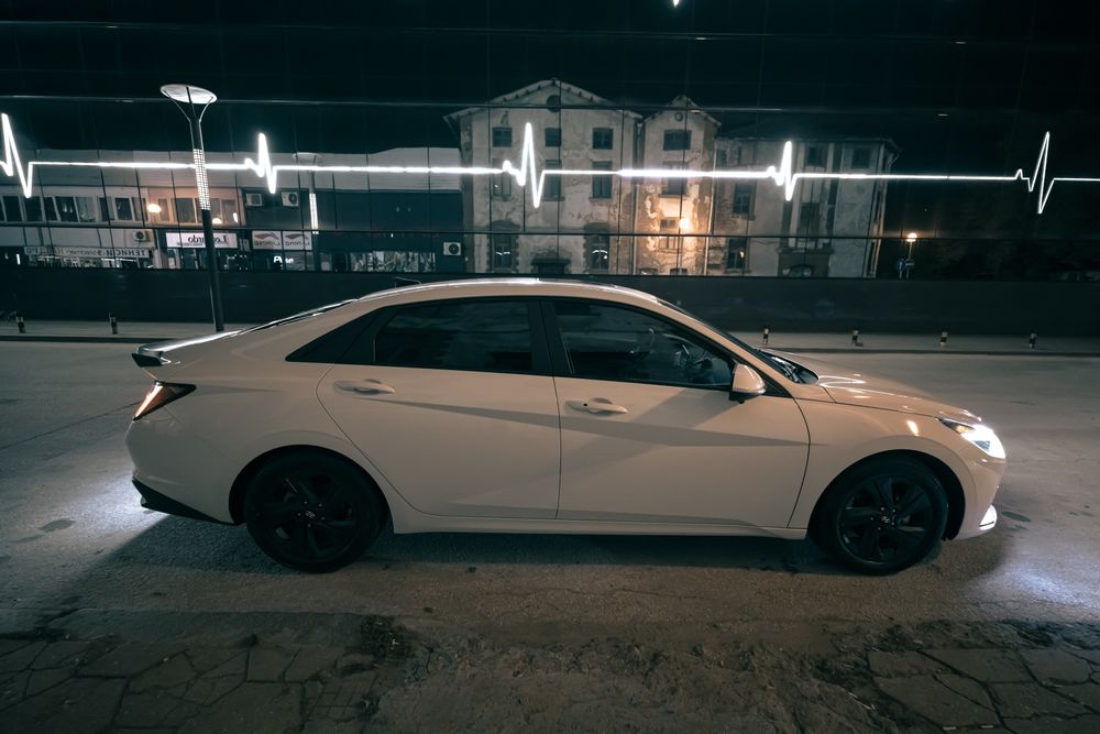 Hyundai Elantra 2021 - 2.0 Бензин - 49к км. - 360 - Климатроник - Led - Tech & Sun