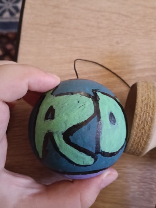 Kendama bisoi custom cu bila rdv
