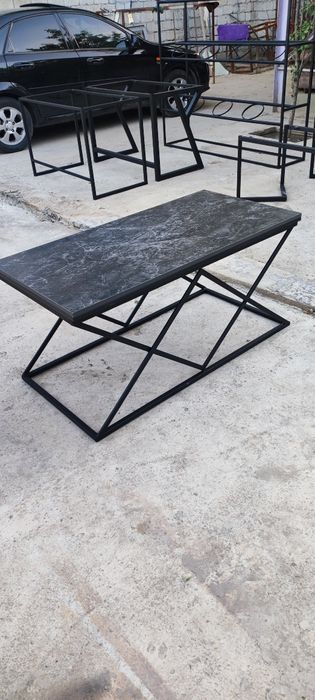 Журнальный столик в стиле лофт