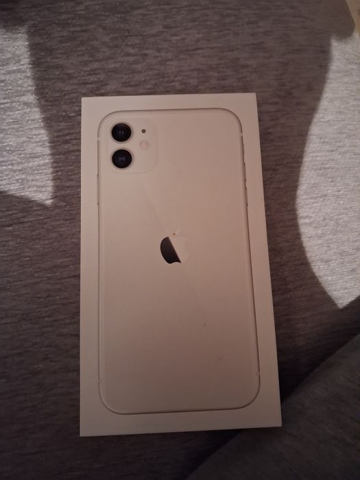 IPHONE 11.White.