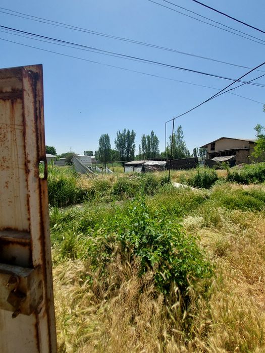 Срочно продаётся участок 5сотокв Зангиатинском районе.