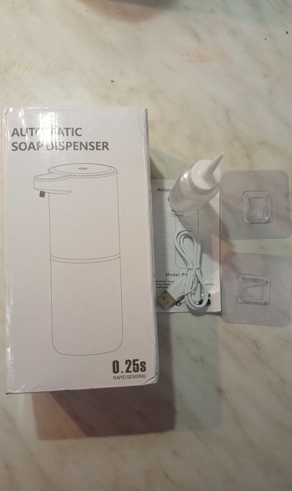 Диспенсър/дозатор автоматичен за пяна, акумулаторен