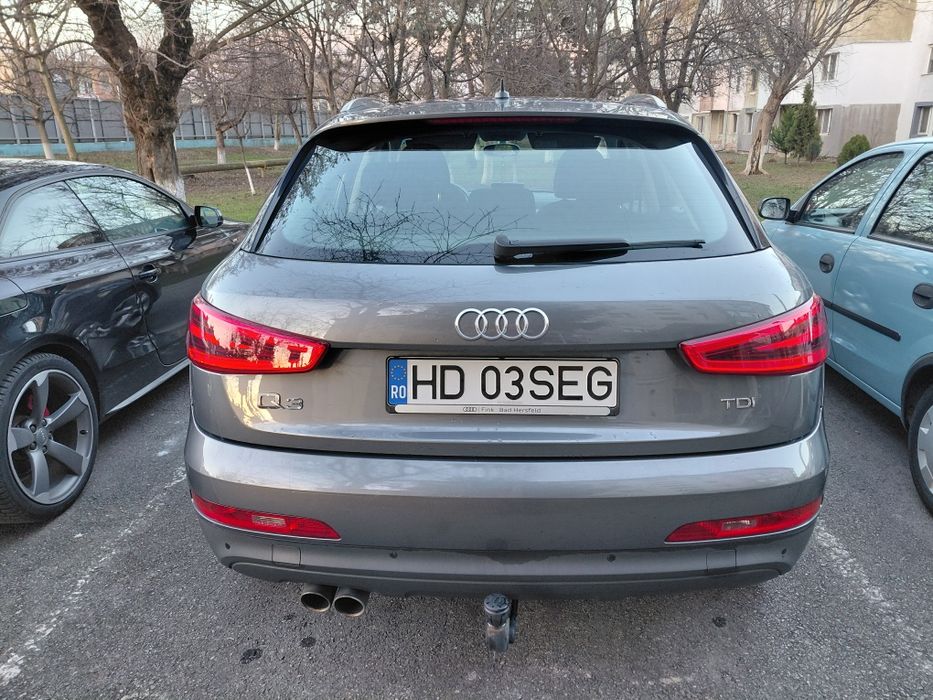 Audi Q3, 20 tdi 140 cp