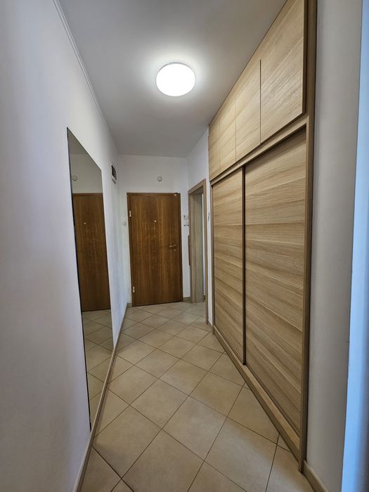 Дава се под наем Двустаен апартамент в София, Гоце Делчев - 70 кв.м за 520 € - Снимка #1