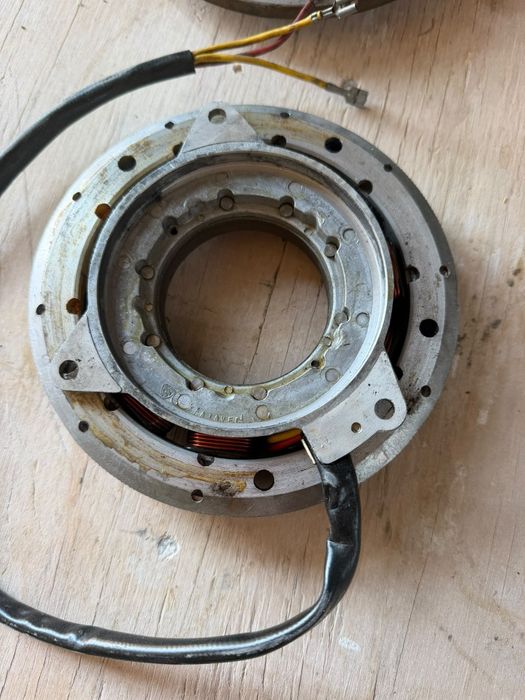 Vând set motor nou Lombardini 3LD 450 și diferite piese noi