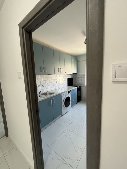 Apartament cu 3 camere de inchiriat, 2 băi, 2 balcoane | Nou Renovat & Mobilat | Prima Chirie! Cartier Trivale