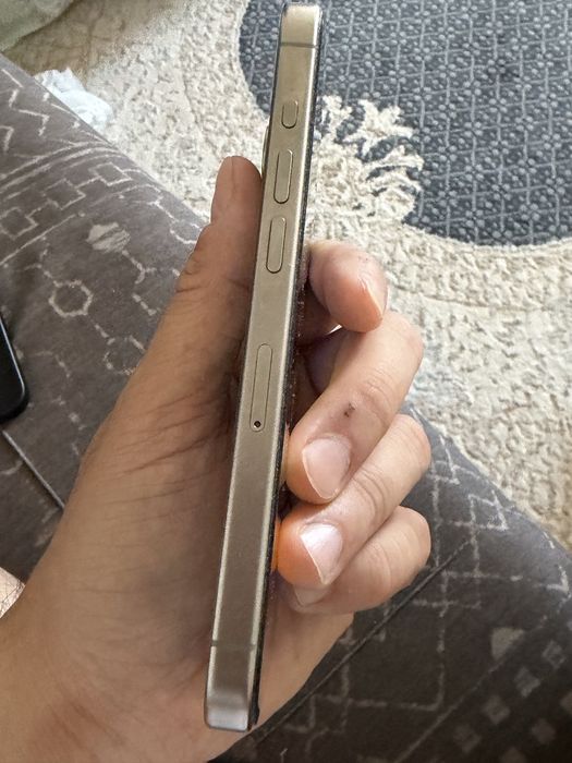 Iphone 15 pro 128 gb