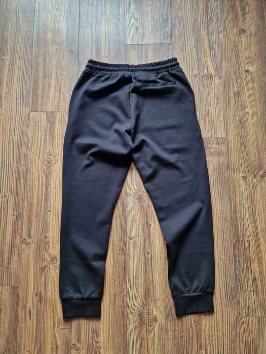 Страхотен мъжки спортен сет екип размер L