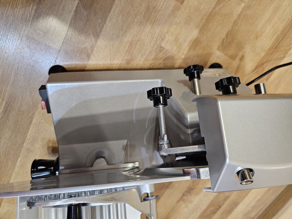 Колбасорезачка Слайсер