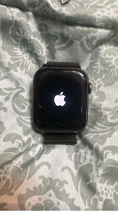 Apple wach  5.