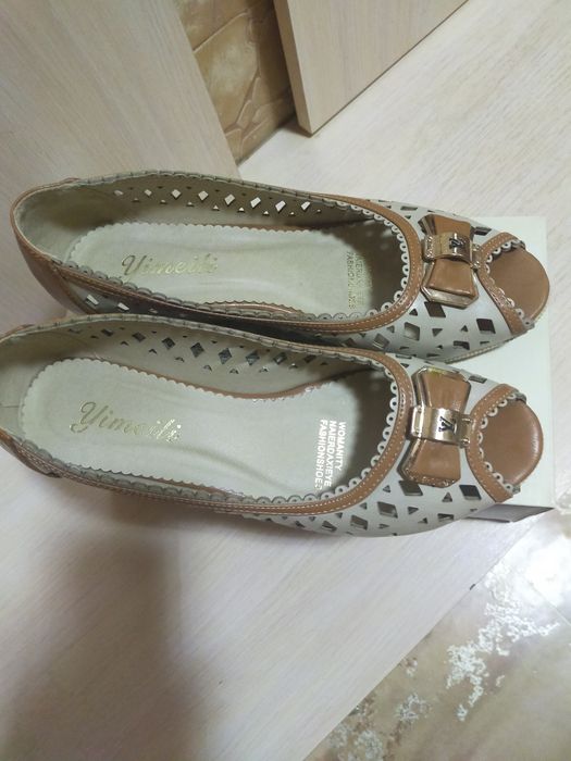 Туфли женские продам