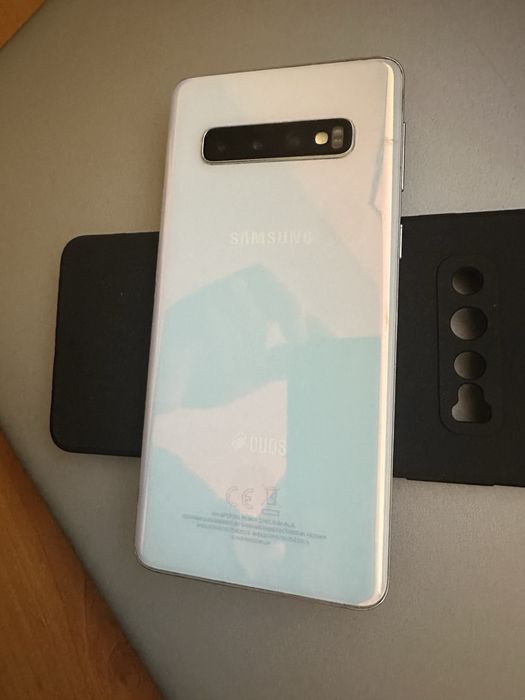 Samsung s10 / 128 gb  като нов