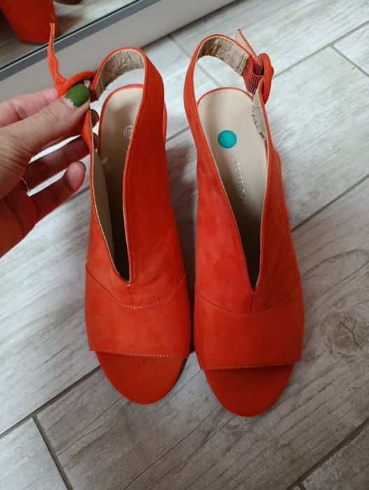 ДаНово дамски елегантни сандали Gino Rossi, 40