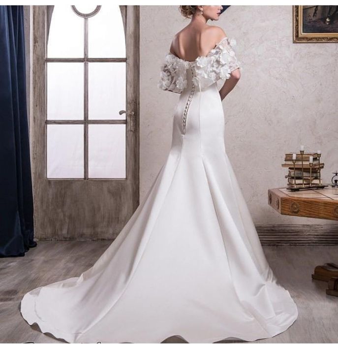 Свадебные платья