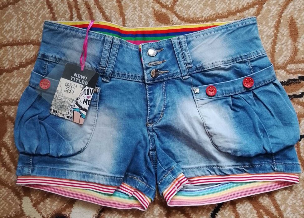Продам женские шорты