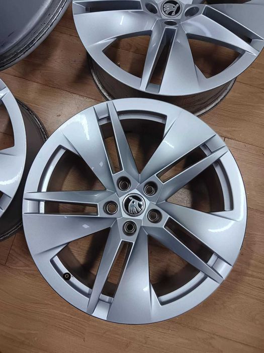 Jante 19 Skoda Elroq Enyaq Karoq originale Cupra Seat Ateca VW T-Roc