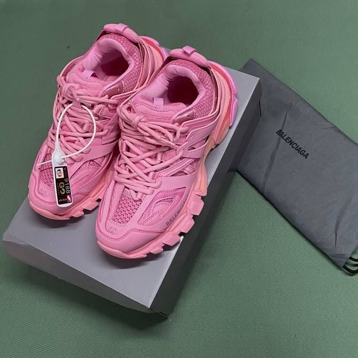 Balenciaga Track
