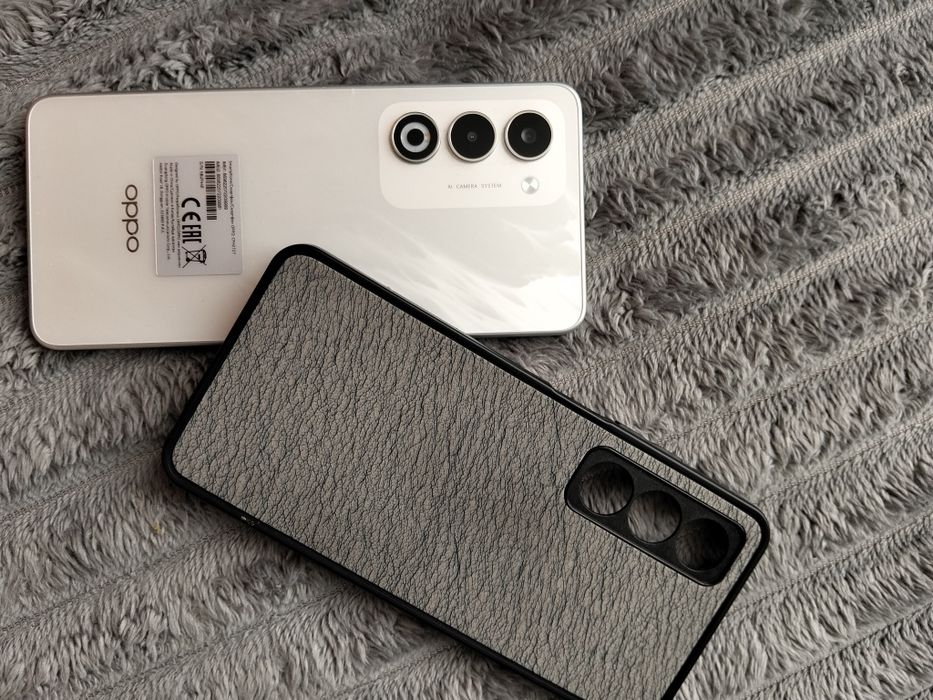 Продам телефон в отличном состояние