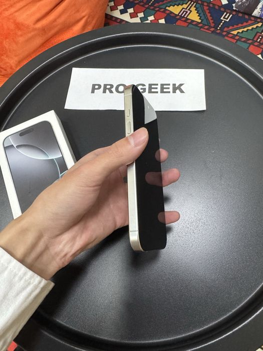iPhone 16 pro 128гб