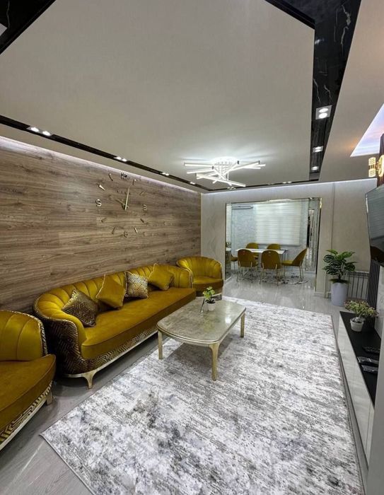 Квартира на Чиланзар-Спорт товары  3/2/5 общ пл 70м Евро с обстановкой