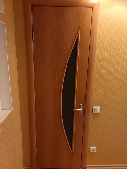 Продам межкомнатные двери